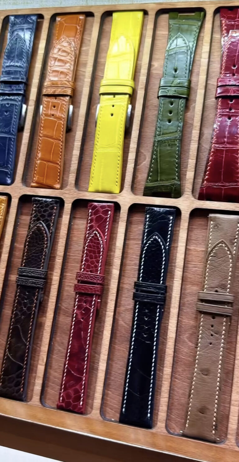 Quality leather strap (different colours to choose from)