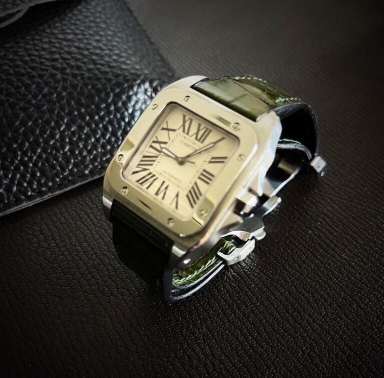 Emerald alligator strap on Cartier