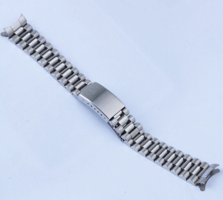 BNIB Hi-Quality President Design Curved End 19mm Width SS Complete Bracelet (Silver / Mid-Gold + Silver)