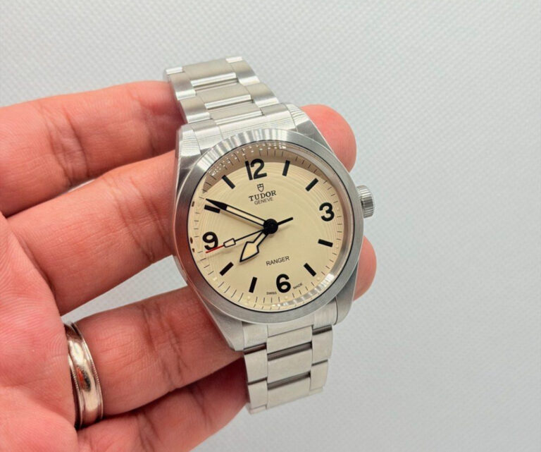 Brand new 04/2026 Tudor ranger beige doomed dial bracelet version 79950