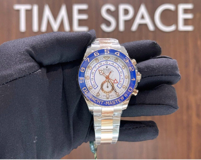 EXCELLENT Condition Rolex Discontinued Yatch Yacht Master II 116681 44mm
