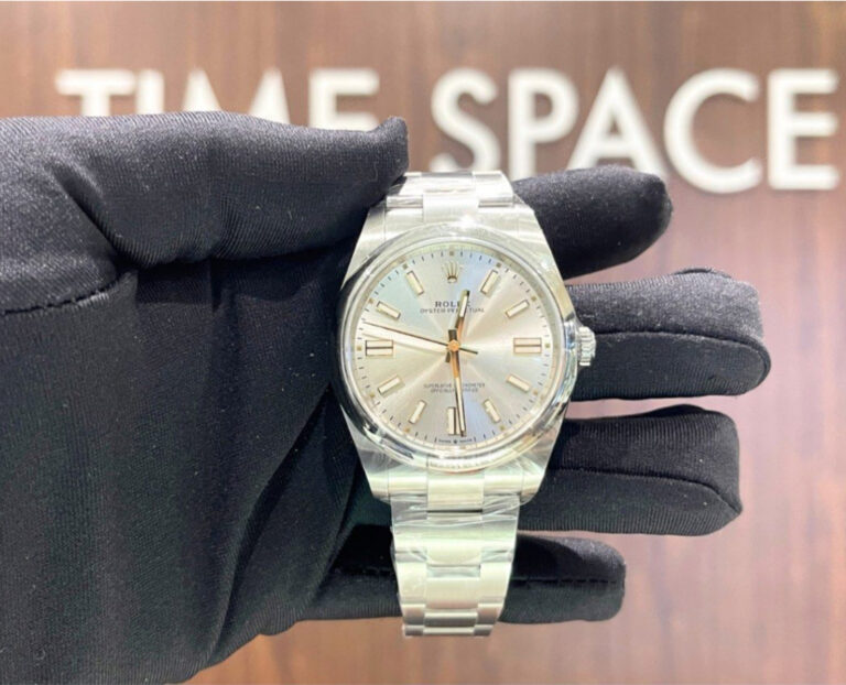 Brand New Rolex Oyster Perpetual 124300 Silver Dial 41mm