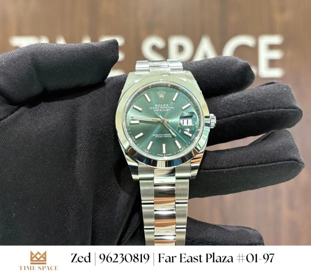 FRESH Brand New Rolex JULY 2025 Datejust Oyster Bracelet Smooth Mint Green Dial 41mm 126300