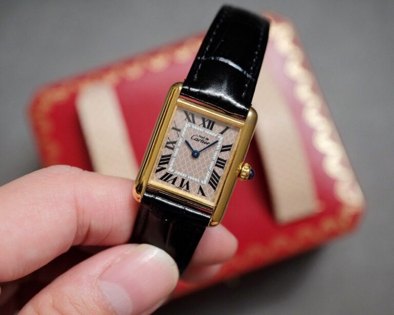 Celebration Dial & Rare Strap! Cartier Must de Cartier Tank Vermeil MM Pink Rhombus Pattern Dial Christmas Edition Ref. 2415 Quartz Movement Cal. 057