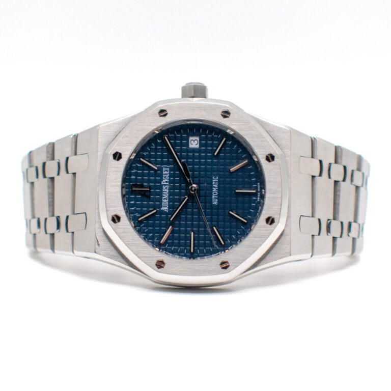AUDEMARS PIGUET ROYAL OAK REF. 15300ST BLUE DIAL FULL SET + SERVICE 2022