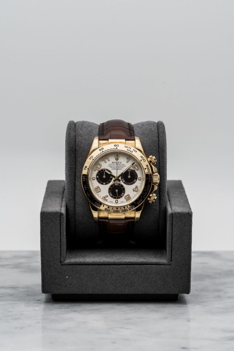 Rolex Cosmograph Daytona 116518 – Yellow Gold, White Dial • 2007