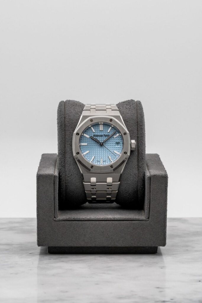 Audemars Piguet Royal Oak 15550ST Ice Blue • 2025 •