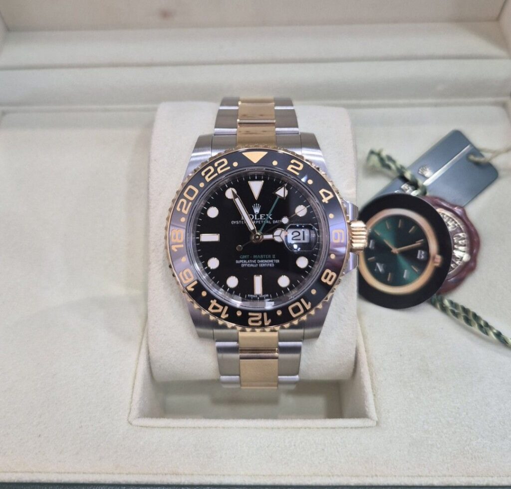 LNIB 2013 Rolex GMT Master II Half Gold w 2023 RSC Service Card - 116713LN