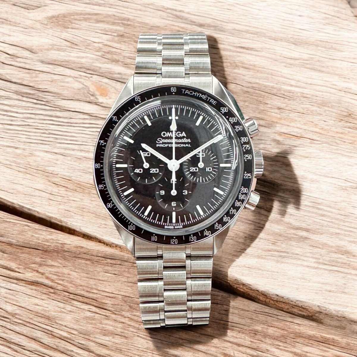 AUG 2021 Omega Speedmaster Moonwatch Chronograph 310.30.42.50.01.001