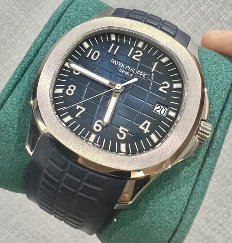 Like New Y2018 Patek Philippe Aquanaut White Gold Blue 5168G 42MM