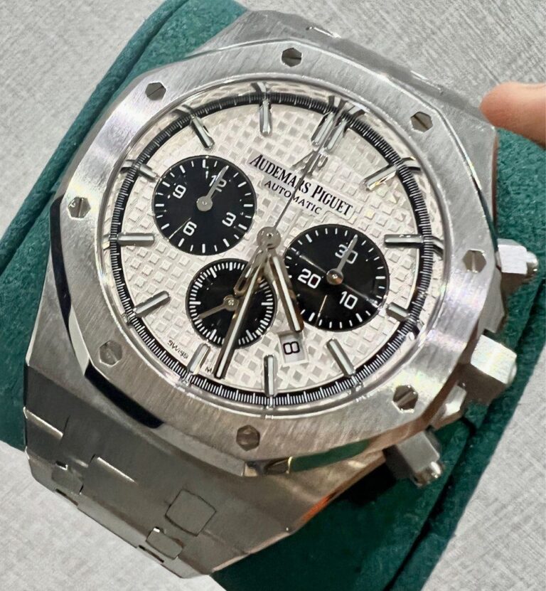 Like New Y2020 Audemars Piguet Royal Oak Steel Chronograph Panda 26331ST