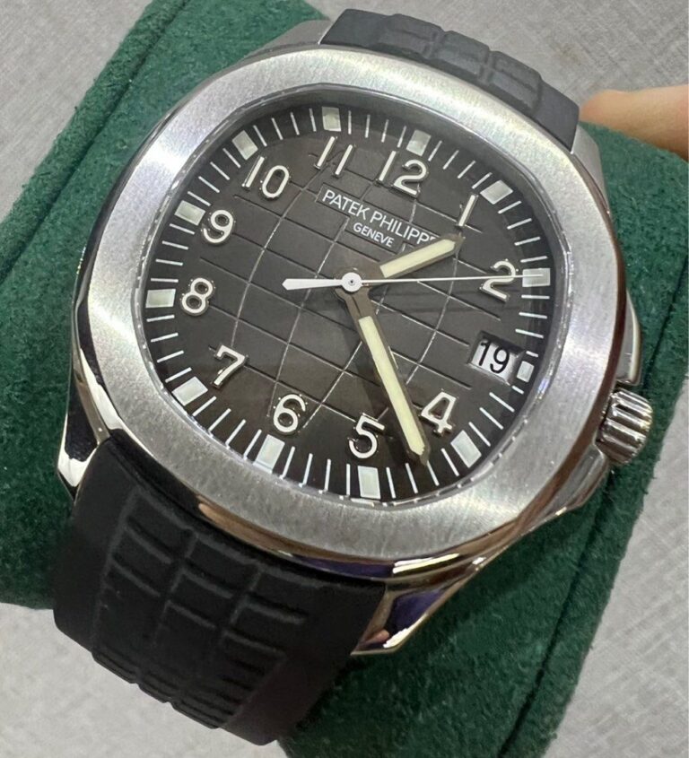 Preowned Y2008 Patek Philippe Aquanaut Steel Rubber 5167/1A 5167A