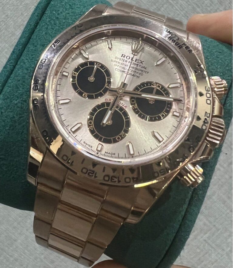 Unpolished Almost New Y2024 Rolex Daytona Rosegold Sundust 126505