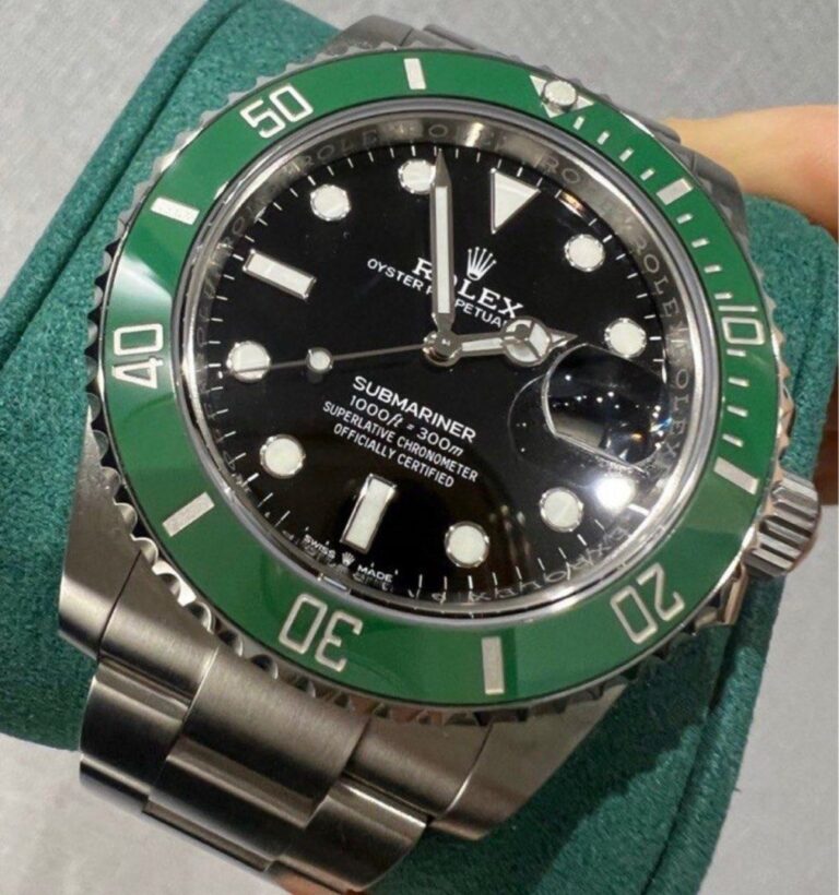 Preowned Y2020 MK1 Rolex Submariner Starbucks 126610LV 41MM