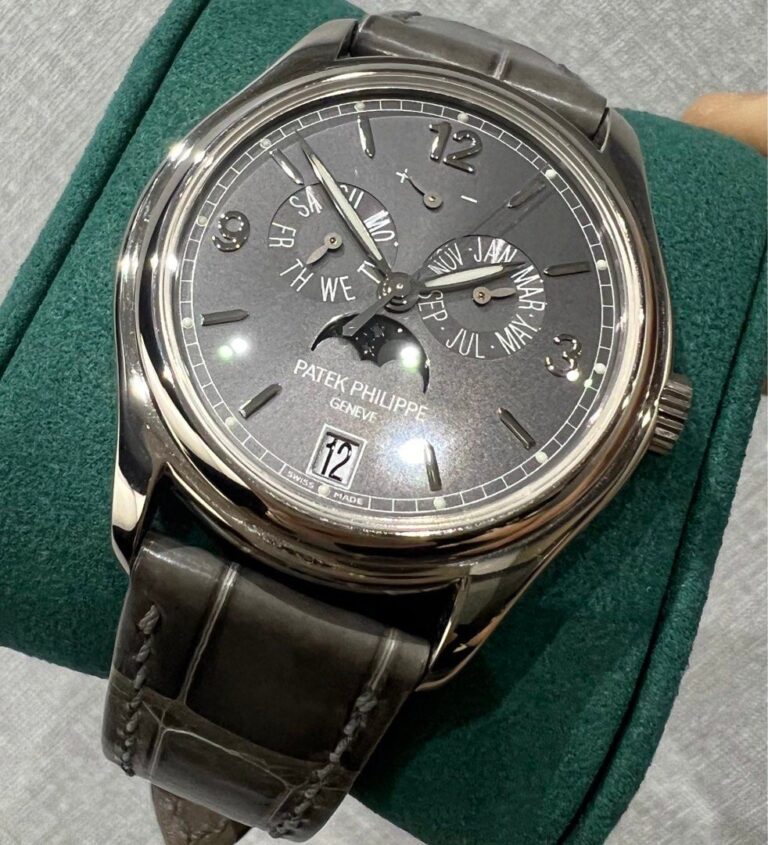 Like New Y2008 Patek Philippe Annual Calendar White Gold Calatrava Leather 5146G