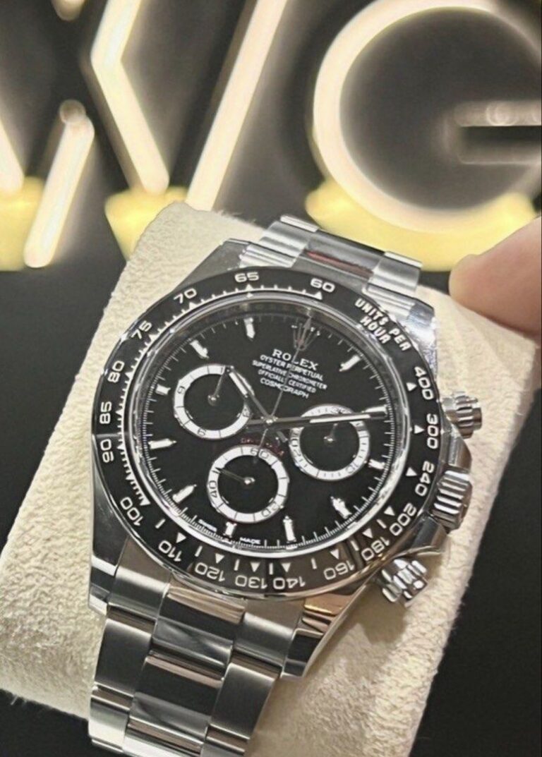 Like New Y2025/11 Rolex Daytona Steel Godzilla 126500LN