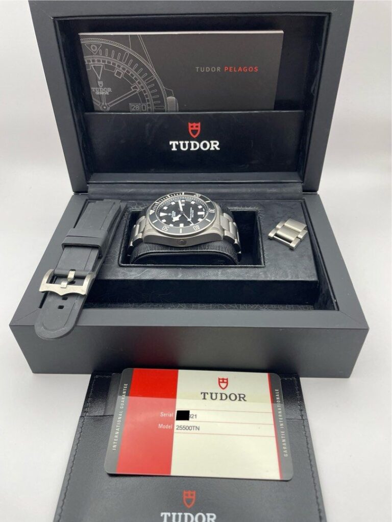 Tudor Pelagos ETA 25500 25500TN Titanium Discontinued Model ETA 2 Liner