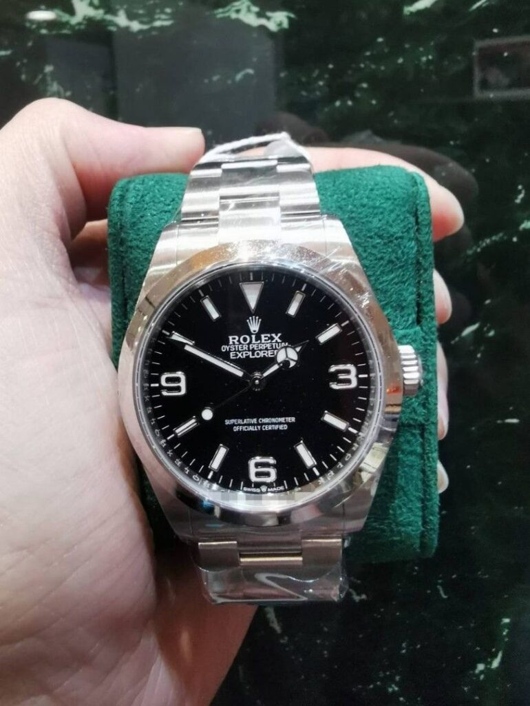 Brand new Rolex Explorer 40mm steel black dial oyster 224270