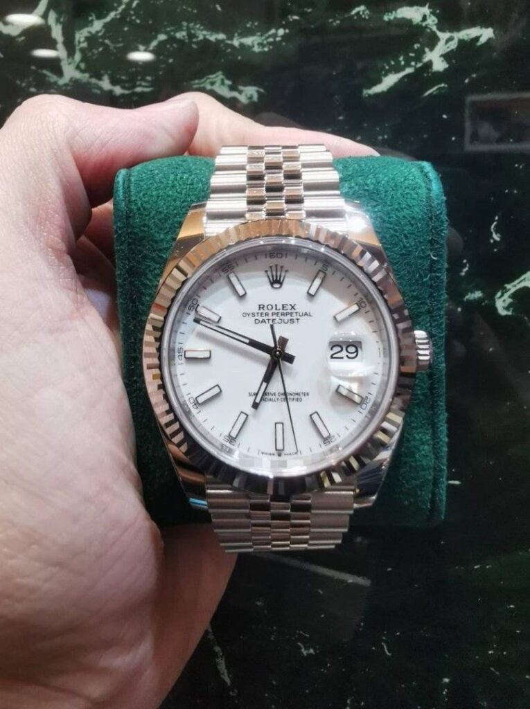 Rolex Datejust 41 white baton dial Jubilee 126334