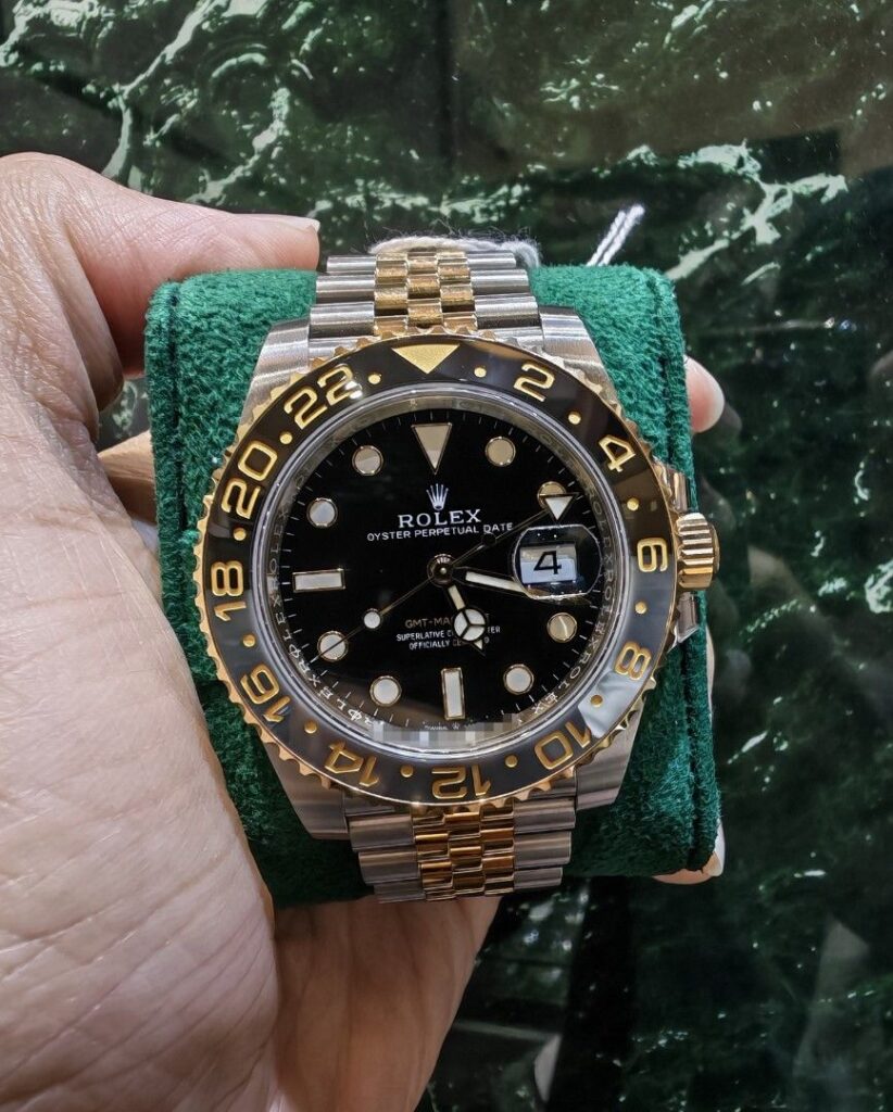 Dec 2025 Rolex GMT master 2 half gold Black dial guinness jubilee 126713grnr