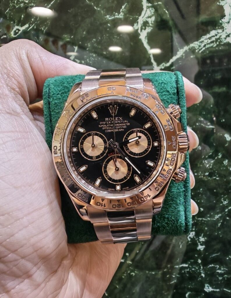 Rolex Daytona full Rose gold Black dial oyster 116505
