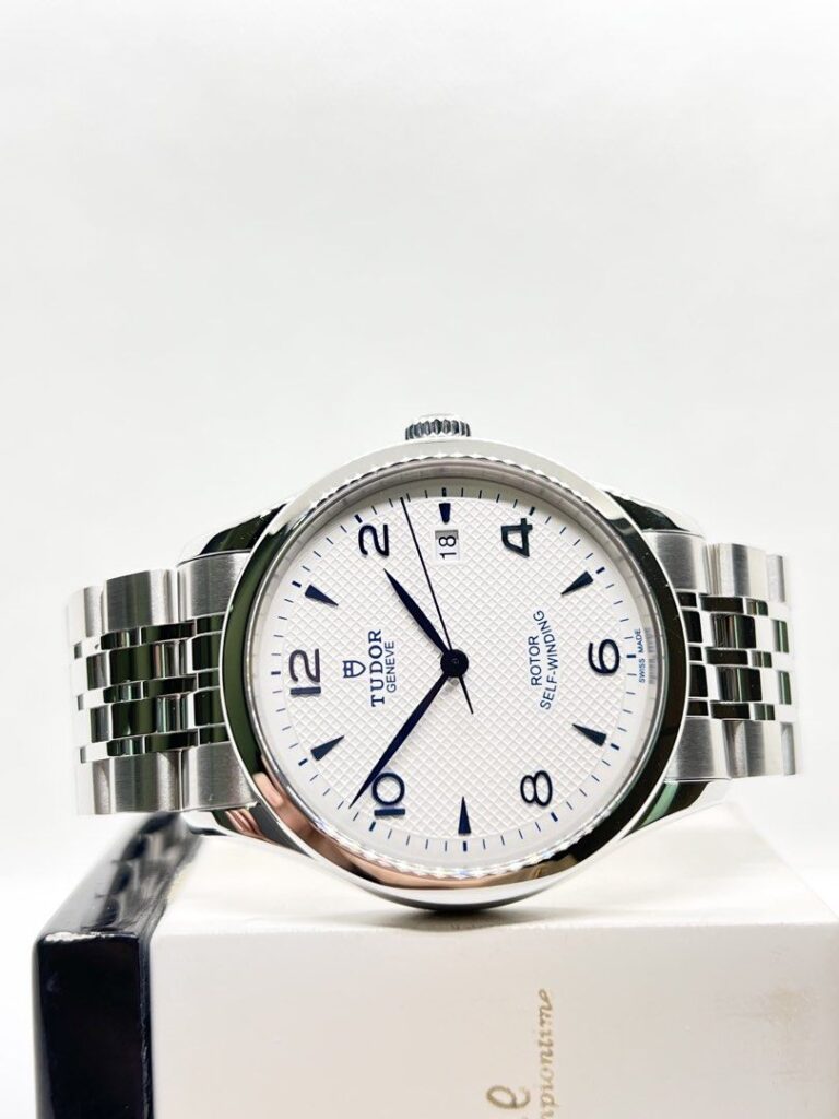 Brand New Tudor 1926 91650 Silver Dial Automatic Steel Casing Bracelet ( June 26 )