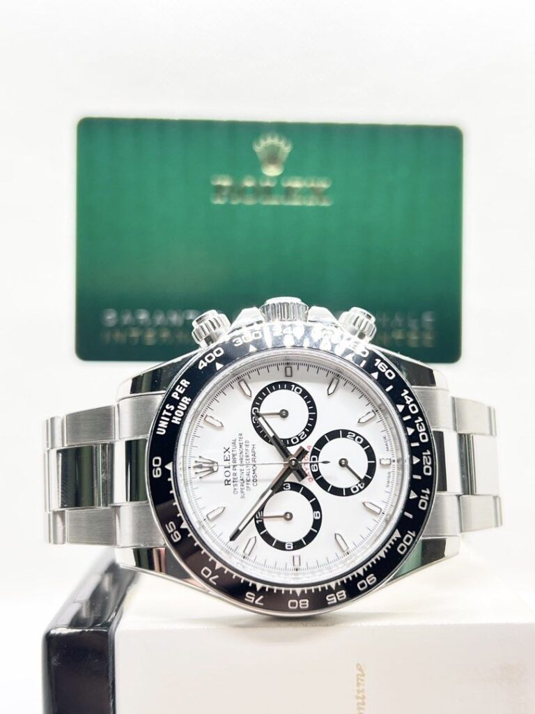 Pre Owned Rolex Oyster Daytona 126500LN “Panda” White Dial Automatic Steel Casing Bracelet ( Apr 24 )