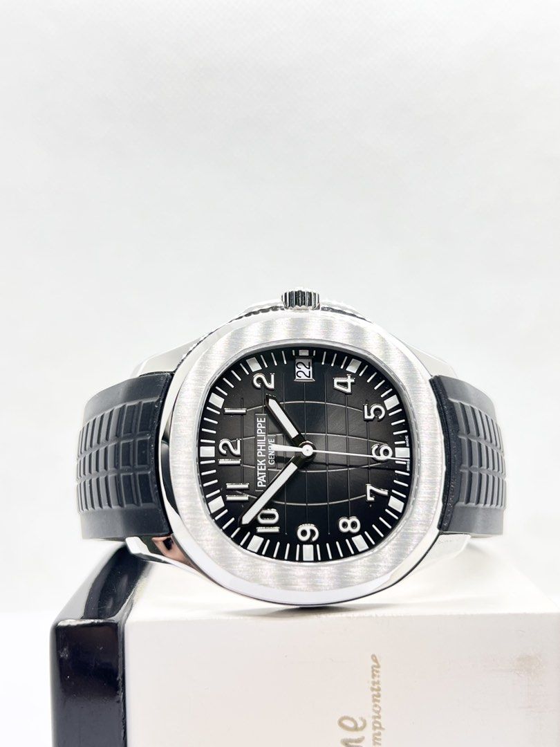 Pre Owned Patek Philippe Aquanaut Jumbo 5167/1A-001 Black Dial Automatic Steel Casing Rubber ( May 20 )