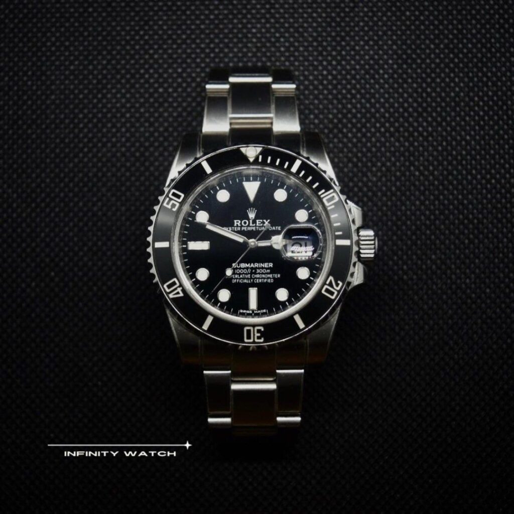 (NOV 2016) Rolex Submariner Date Black Oyster Steel 116610LN